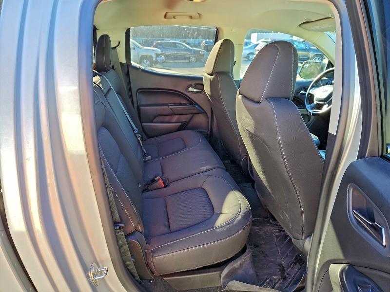 Фото 10 - CHEVROLET COLORADO