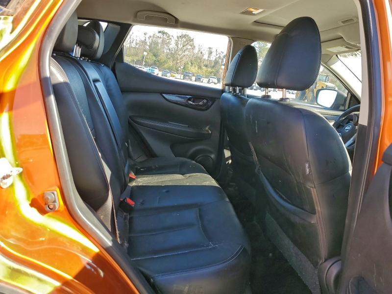 Фото 11 - NISSAN ROGUE