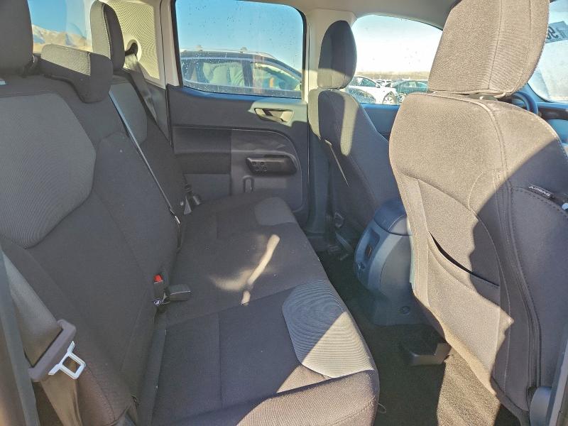 Фото 10 - FORD MAVERICK