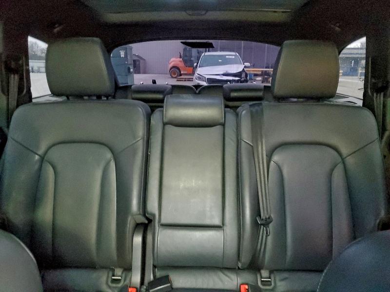 Фото 10 - AUDI Q7