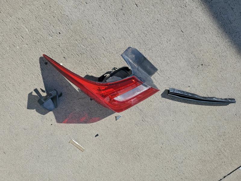 Фото 12 - SUBARU LEGACY