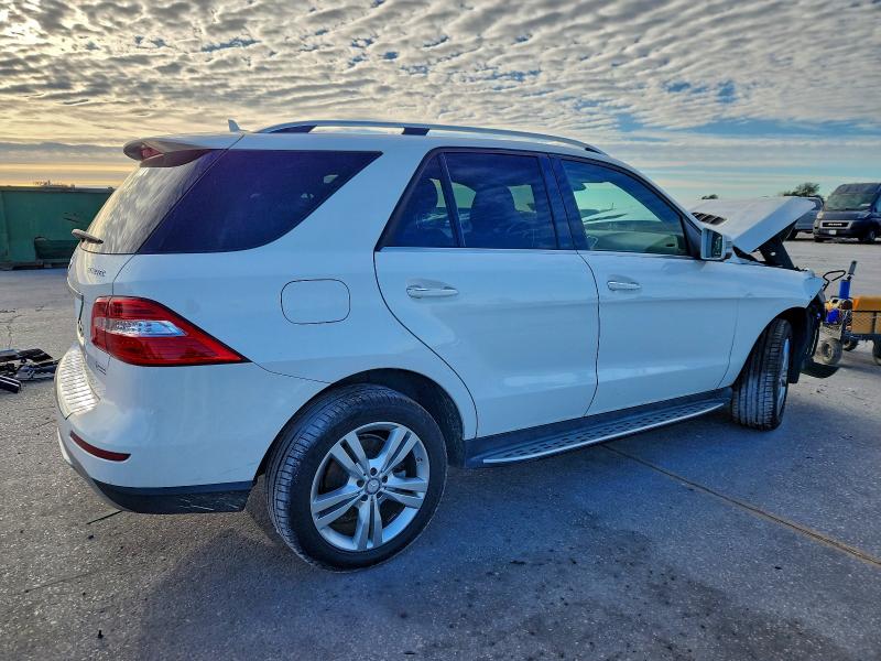MERCEDES-BENZ M-CLASS 2015 VIN 4JGDA0EB8FA470736