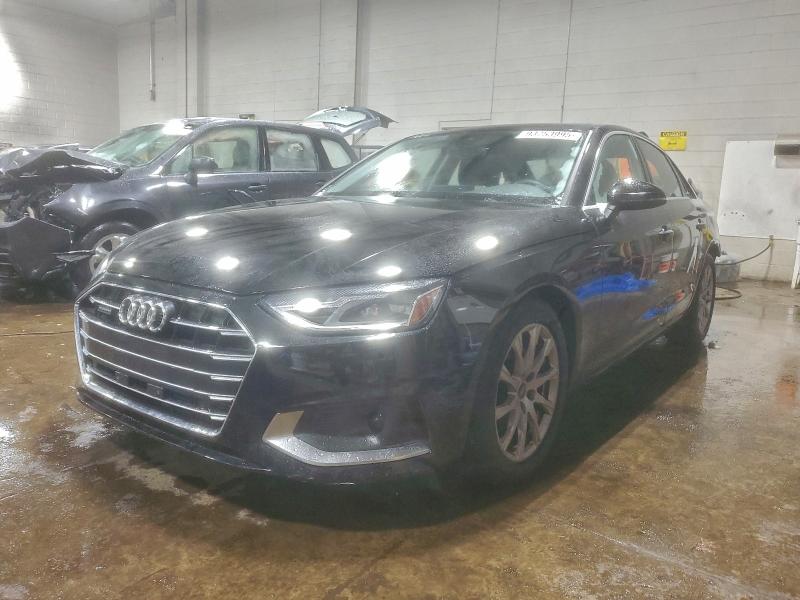 Фото 1 - AUDI A4