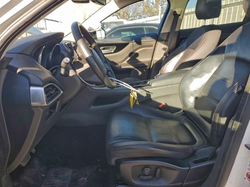 Фото 7 - JAGUAR F-PACE