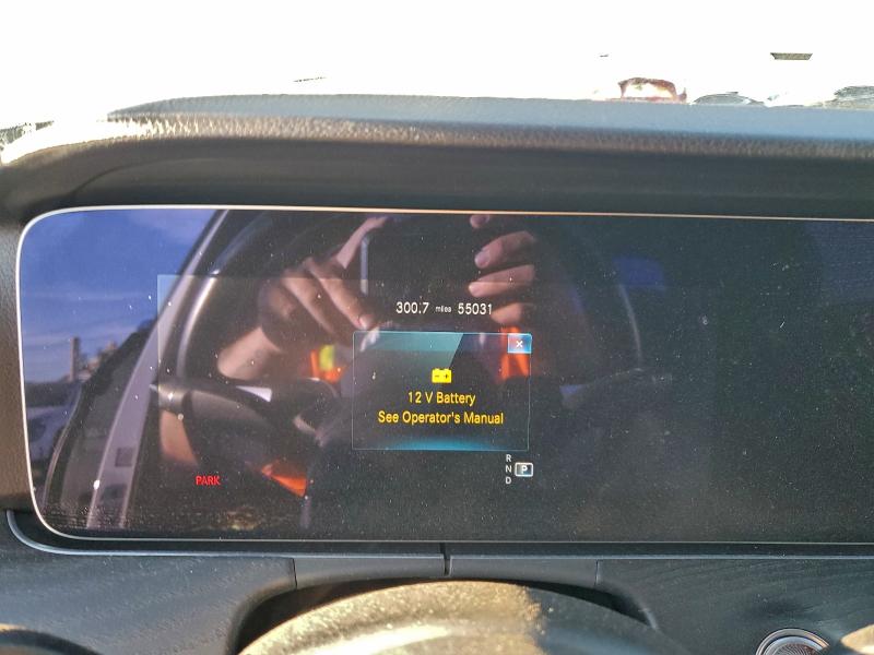 Фото 9 - MERCEDES-BENZ E-CLASS