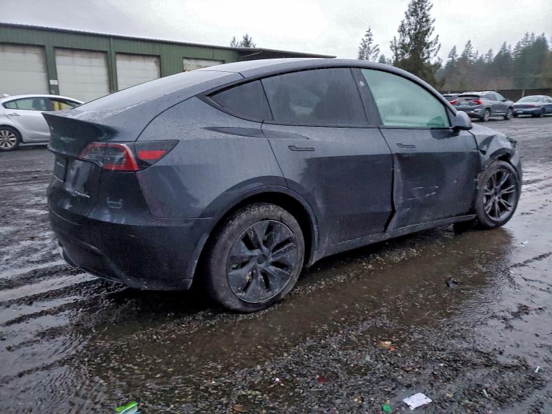 Фото 3 - TESLA MODEL Y