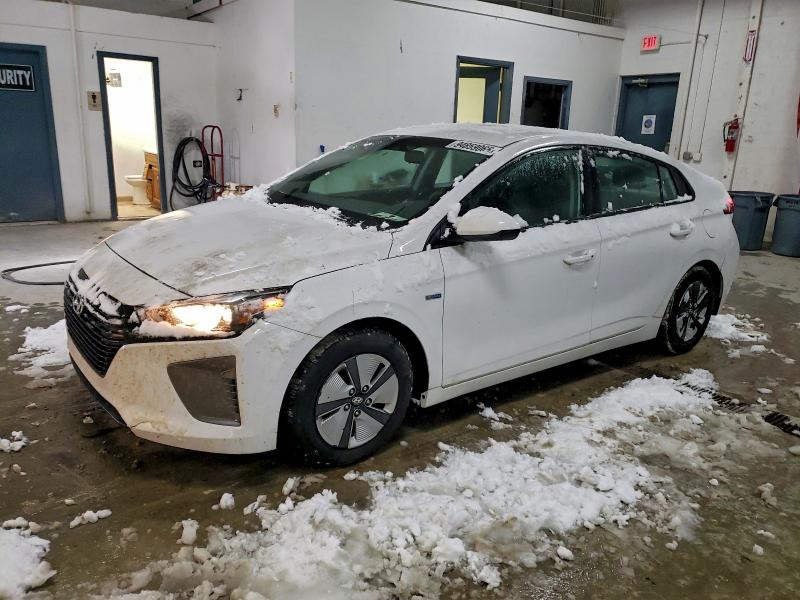 Фото 1 - HYUNDAI IONIQ