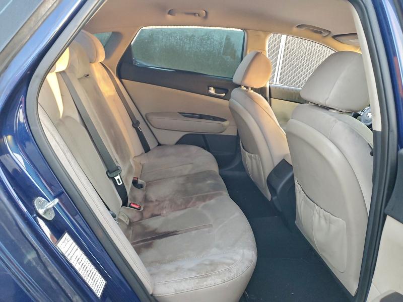 Фото 10 - KIA OPTIMA