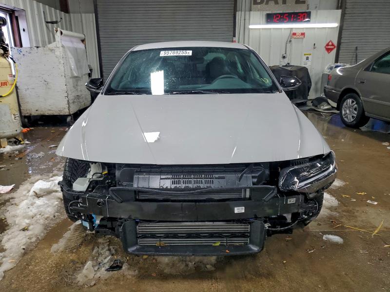 Фото 5 - HYUNDAI ELANTRA