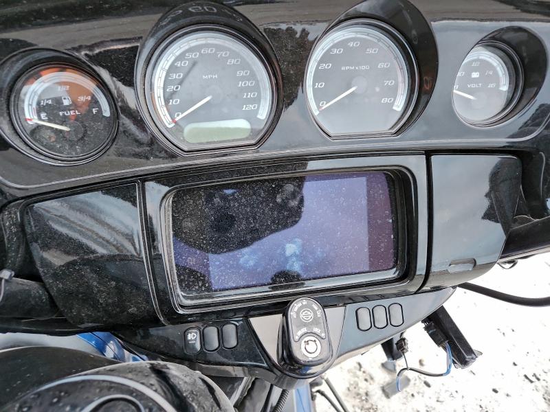 HARLEY-DAVIDSON FL 2022