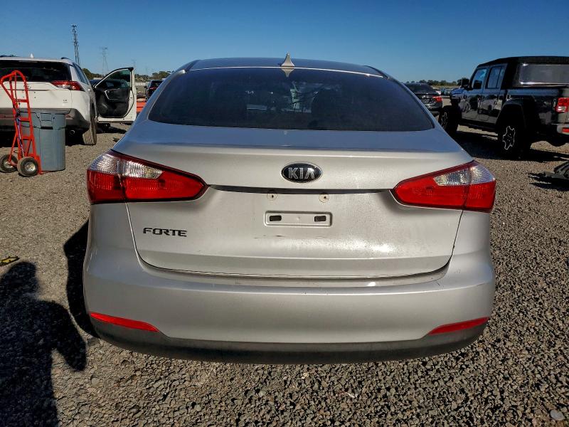 Фото 6 - KIA FORTE