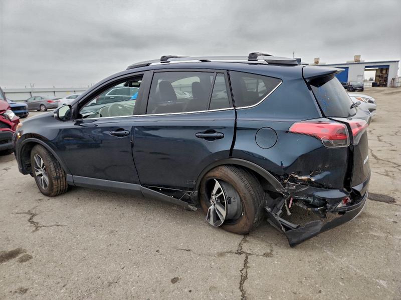 Фото 2 - TOYOTA RAV4