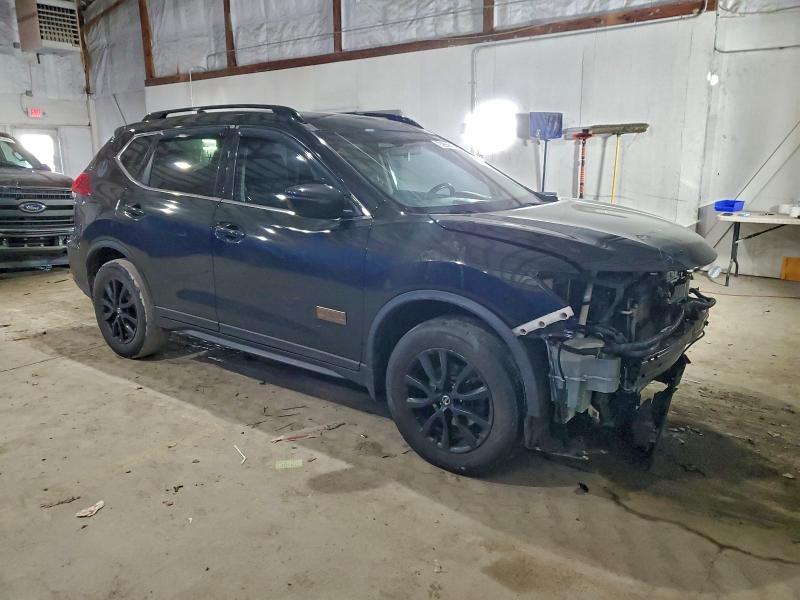 Фото 4 - NISSAN ROGUE