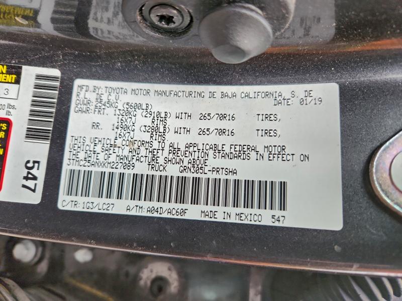 Фото 14 - TOYOTA TACOMA