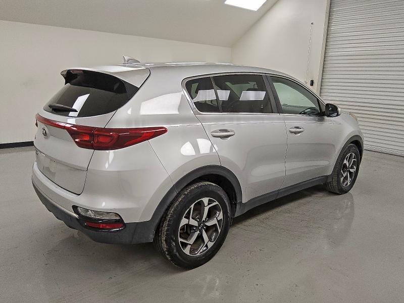 Фото 3 - KIA SPORTAGE