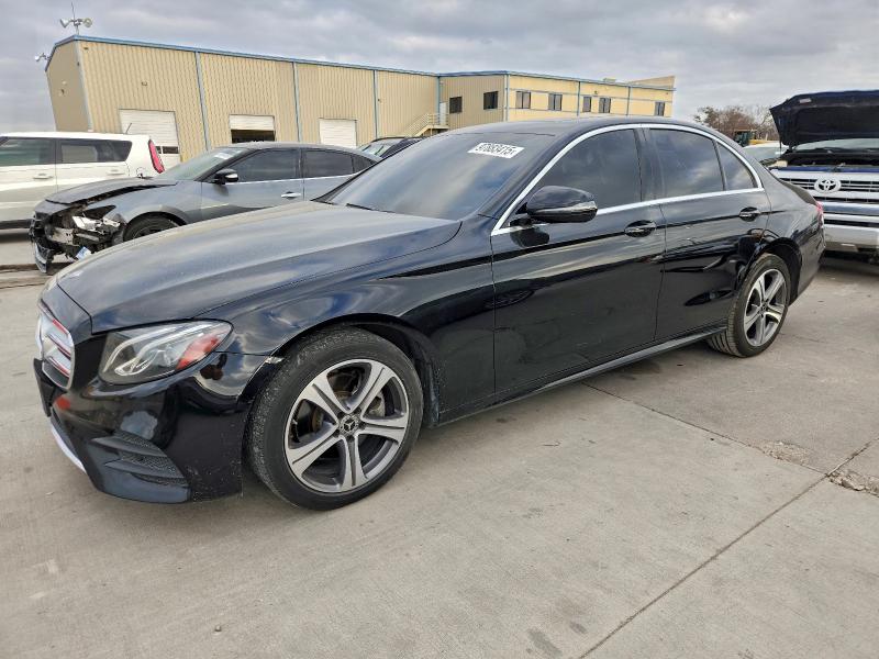 Фото 1 - MERCEDES-BENZ E-CLASS