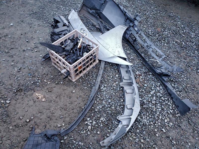 Фото 12 - HYUNDAI ELANTRA