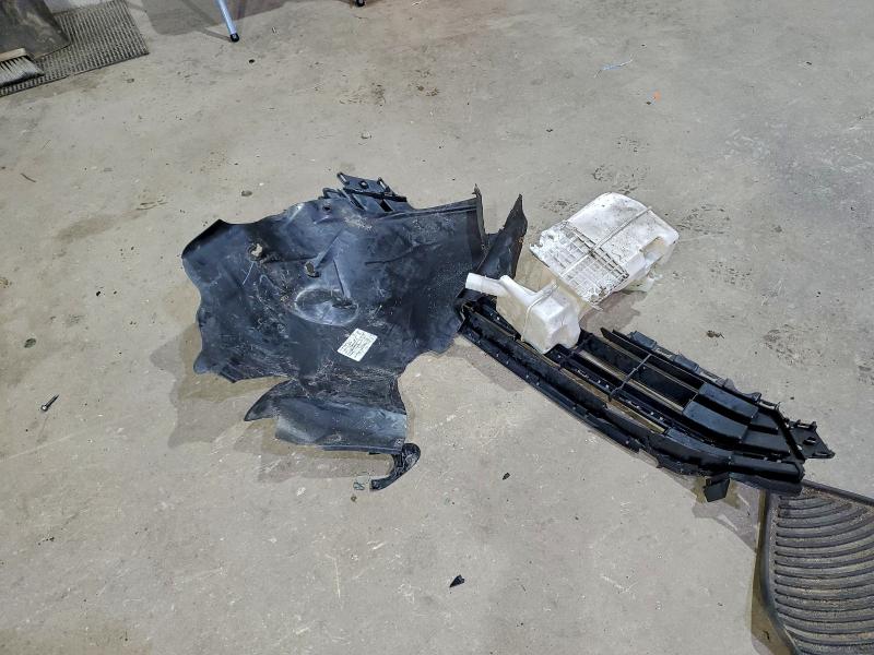 Фото 12 - VOLKSWAGEN JETTA