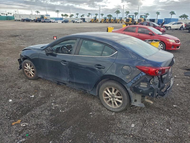 Фото 2 - MAZDA 3