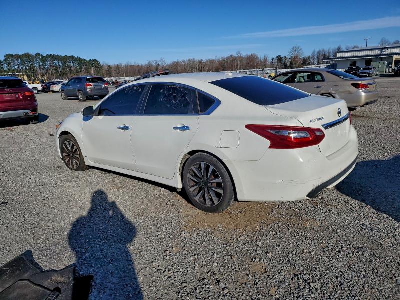 Фото 2 - NISSAN ALTIMA