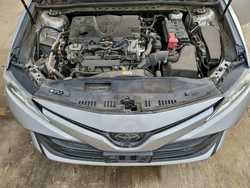 Фото 11 - TOYOTA CAMRY