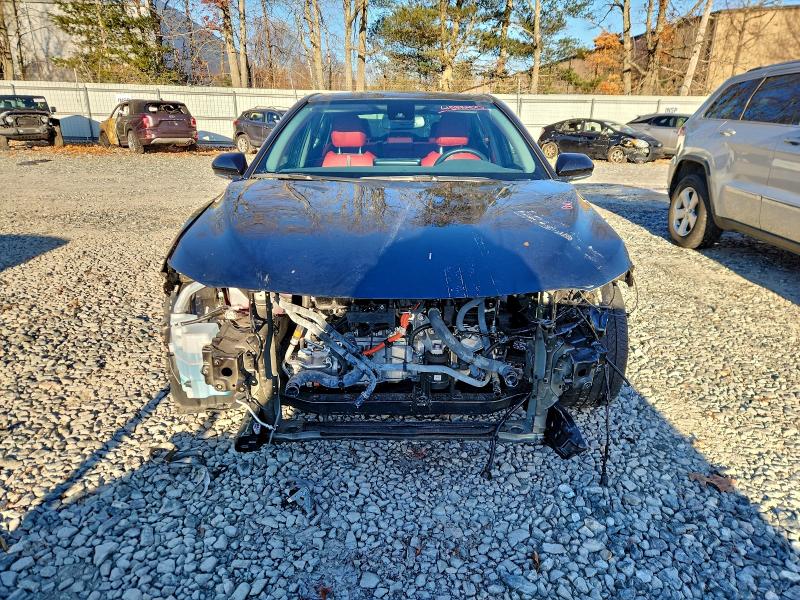 Фото 5 - TOYOTA CAMRY