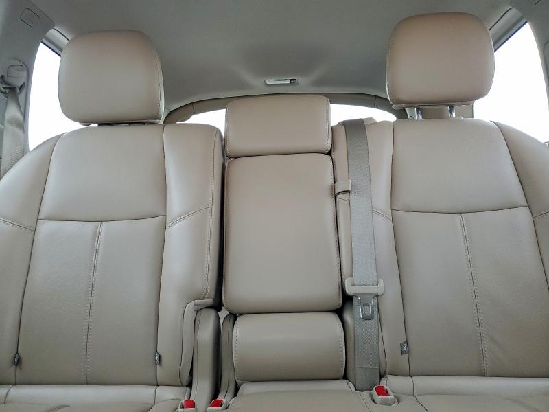 Фото 10 - NISSAN PATHFINDER