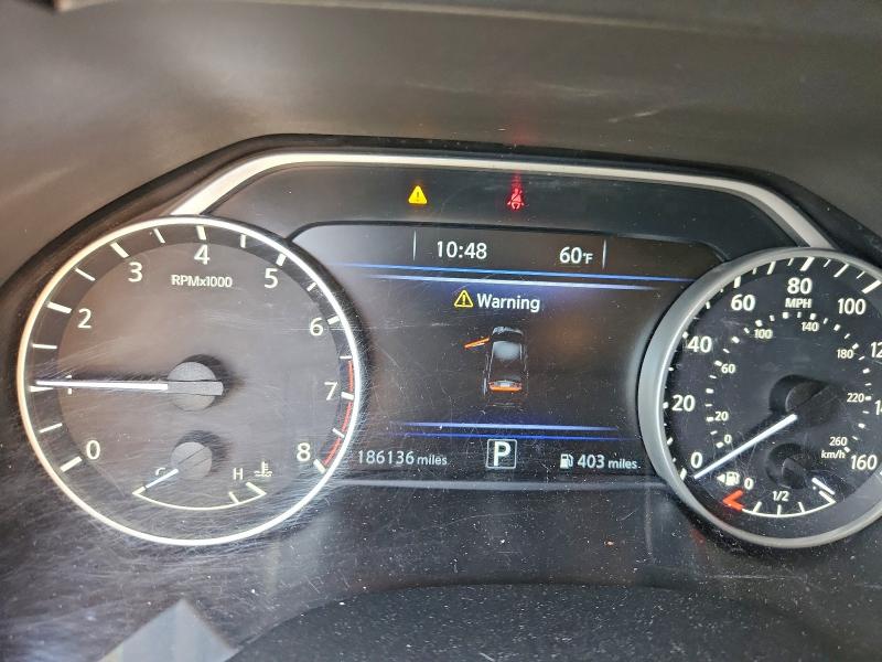 Фото 9 - NISSAN MAXIMA