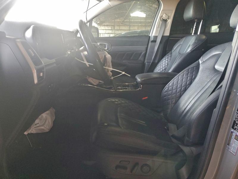 Фото 7 - KIA SORENTO