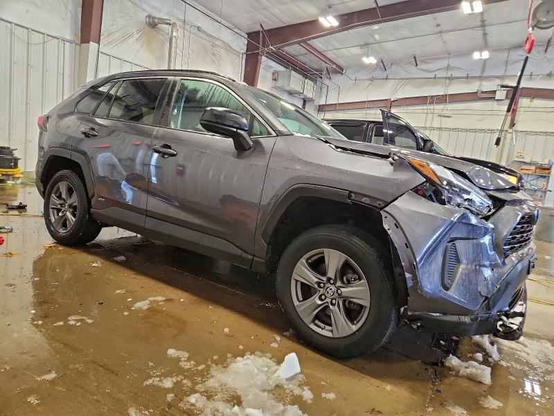 Фото 4 - TOYOTA RAV4