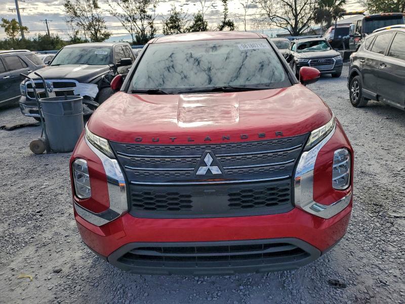 Фото 5 - MITSUBISHI OUTLANDER