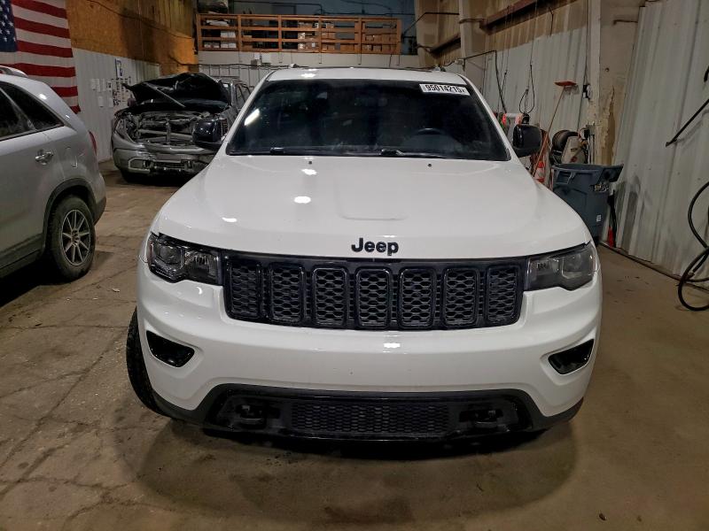 Фото 5 - JEEP GRAND CHER