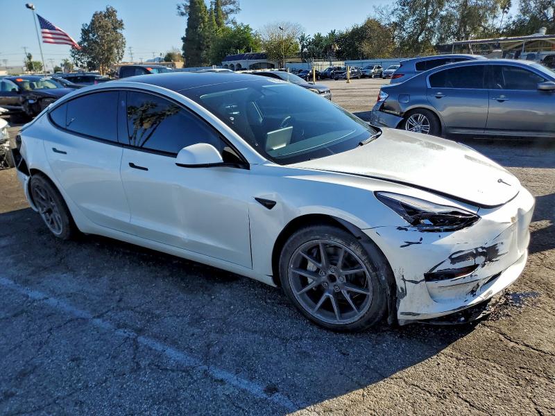 Фото 4 - TESLA MODEL 3