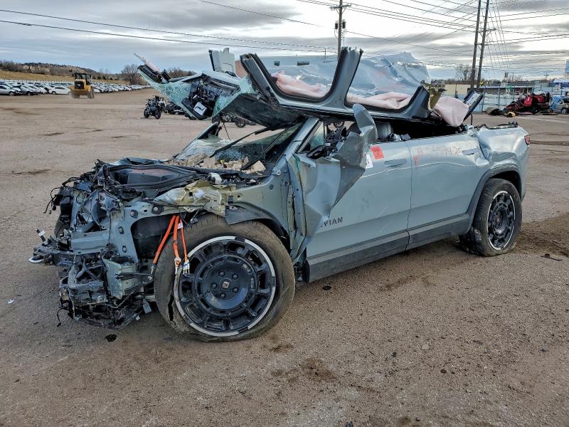 RIVIAN RIS 2025 VIN 7PDSGBBA9SN052621