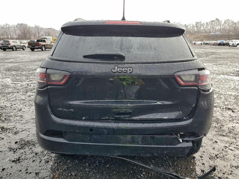 Фото 6 - JEEP COMPASS