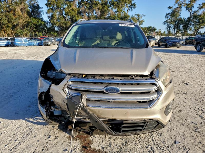 Фото 5 - FORD ESCAPE