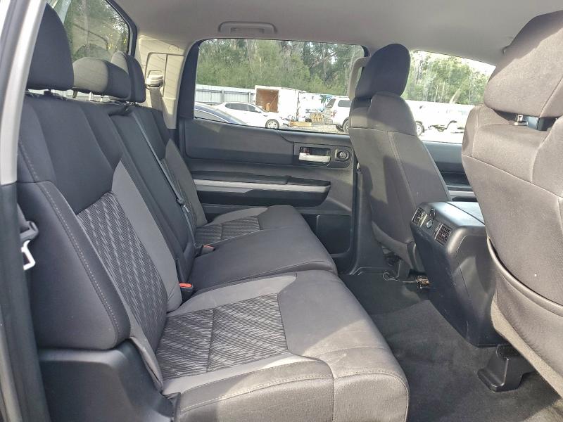 Фото 10 - TOYOTA TUNDRA