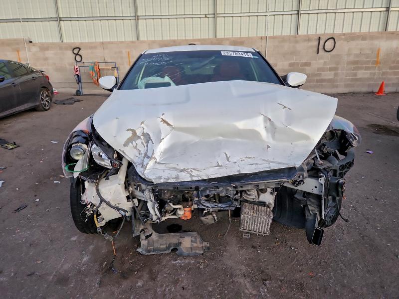 Фото 5 - HYUNDAI VELOSTER