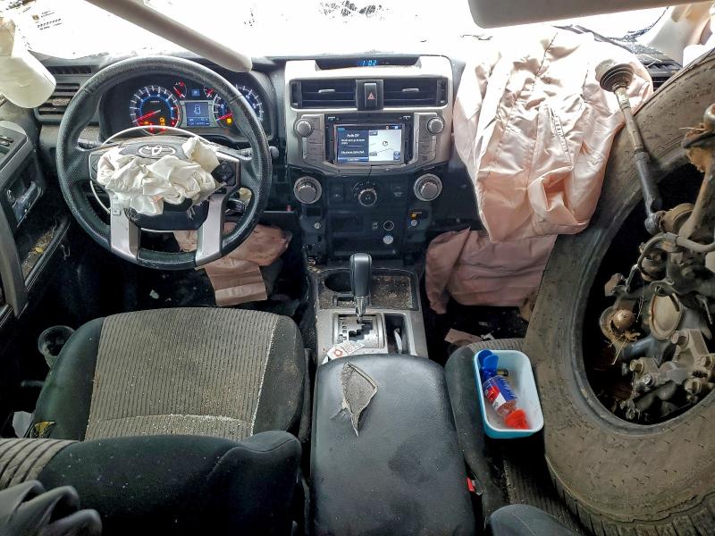 Фото 8 - TOYOTA 4RUNNER