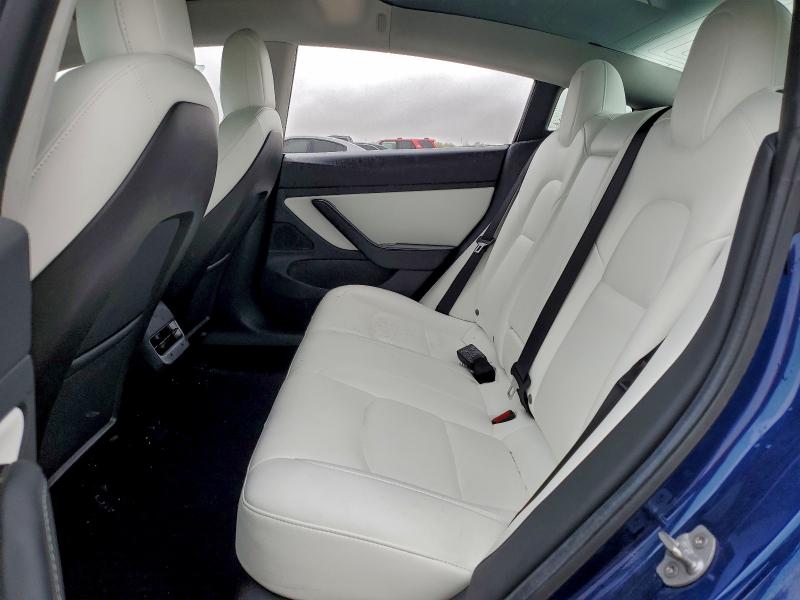 Фото 10 - TESLA MODEL 3