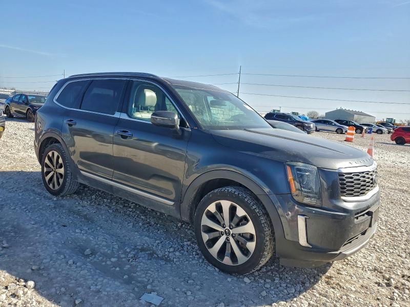 Фото 4 - KIA TELLURIDE