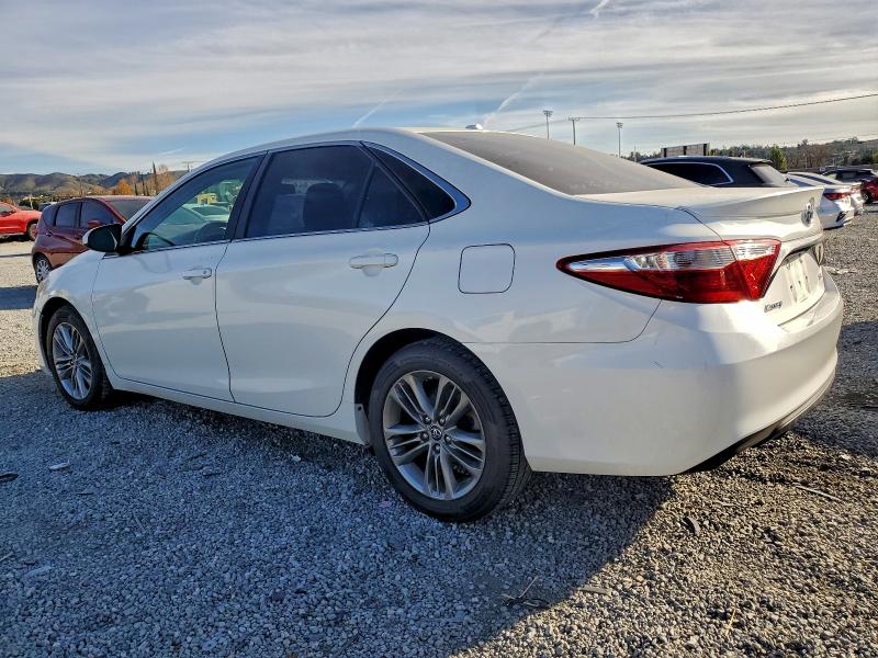 Фото 2 - TOYOTA CAMRY
