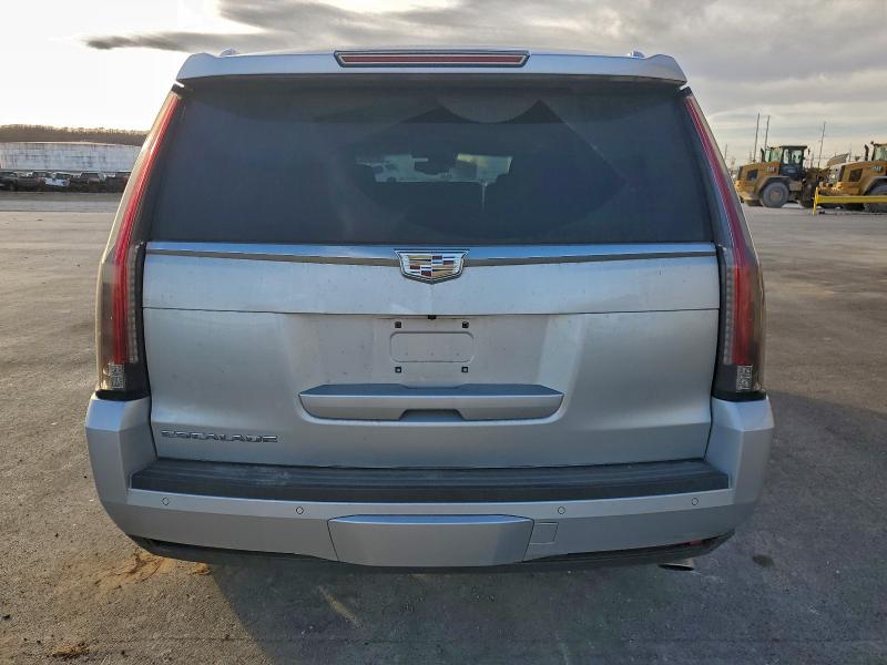 Фото 6 - CADILLAC ESCALADE