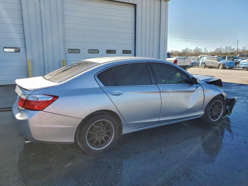 Фото 3 - HONDA ACCORD