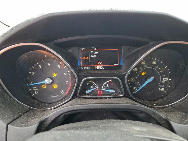 Фото 9 - FORD FOCUS