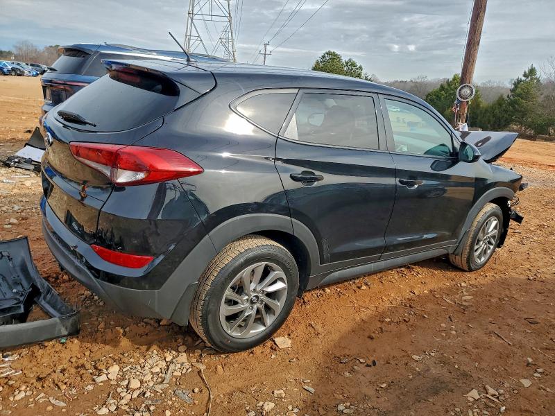 Фото 3 - HYUNDAI TUCSON