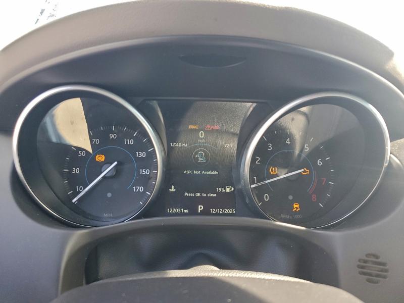 Фото 9 - JAGUAR XE