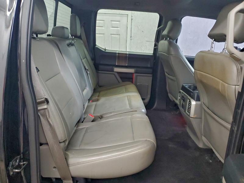 Фото 10 - FORD F-150