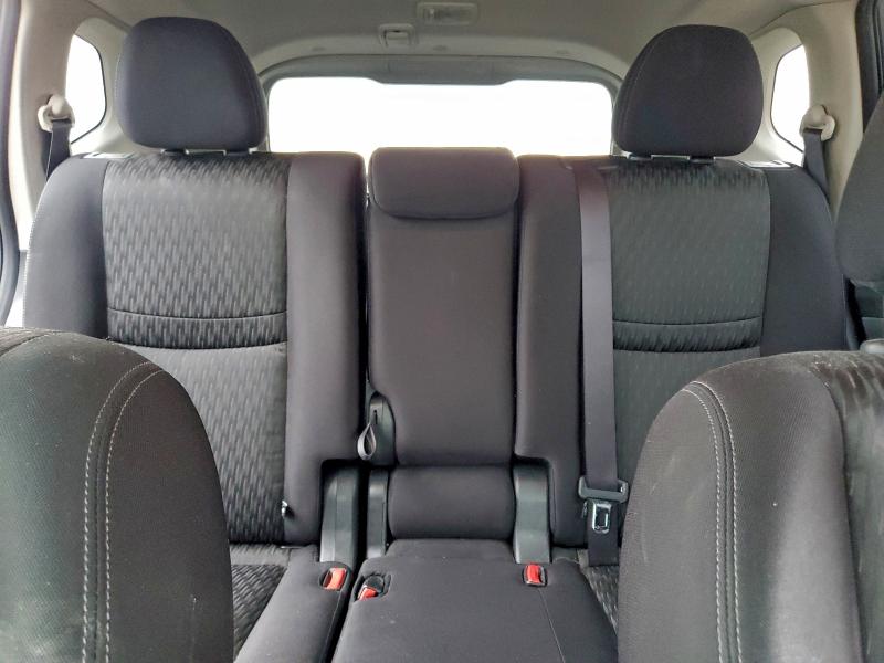 Фото 10 - NISSAN ROGUE