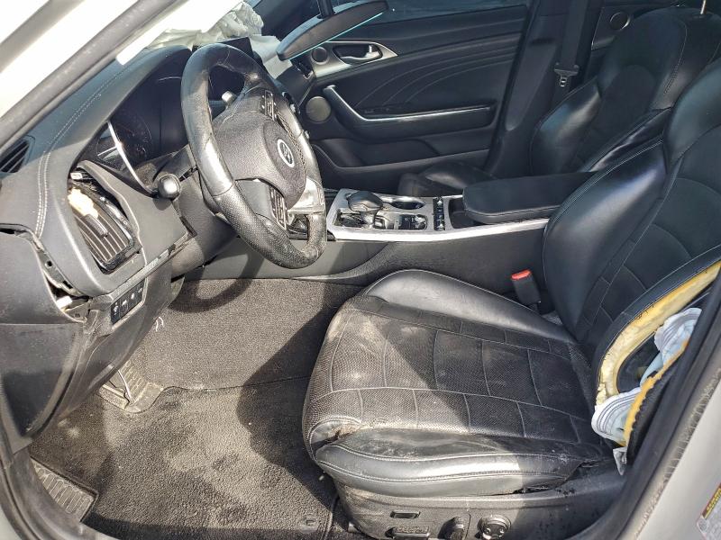 Фото 7 - KIA STINGER